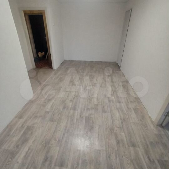 2-к. квартира, 43 м², 3/5 эт.