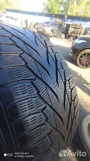 Nokian Tyres Hakkapeliitta R2 265/45 R21