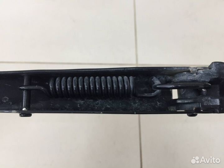 Поводок стеклоочистителя передний правый Kia Ceed