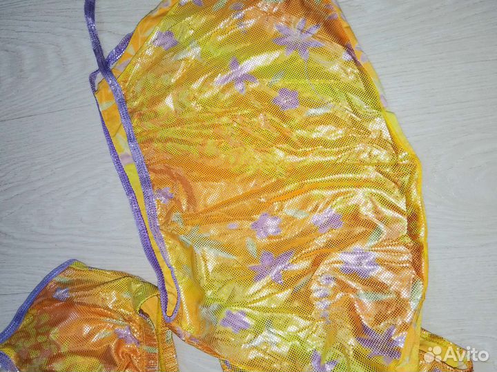 Купальник новый 10-13 лет