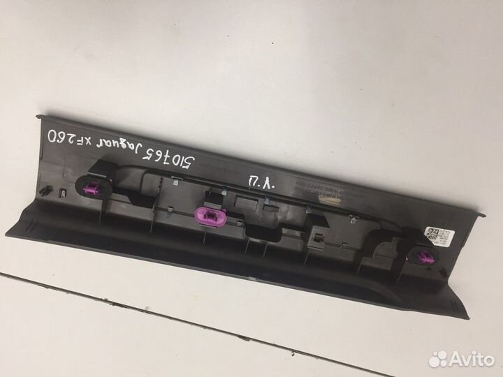 Накладка порога передняя левая (Jaguar XF)