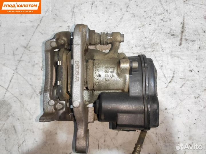 Суппорт тормозной задний левый Nissan Qashqai 2