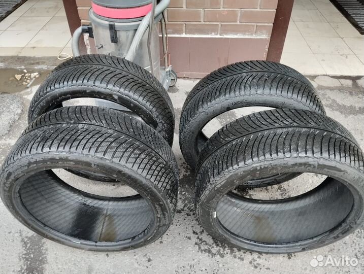 Michelin Pilot Alpin 5 245/40 R20 и 275/35 R20 102W