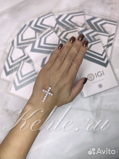 Крест с бриллиантами 3,35 ct IGI на цепи