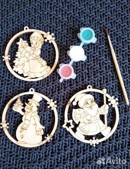 Новогодние украшения под роспись