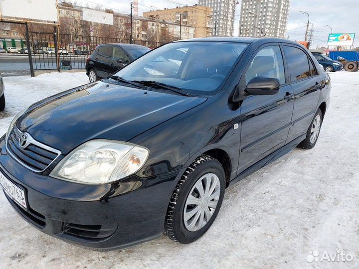 Накладки на пороги пластиковые на Toyota Corolla