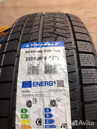 Triangle Snowlink TWT02 235/60 R18 107V