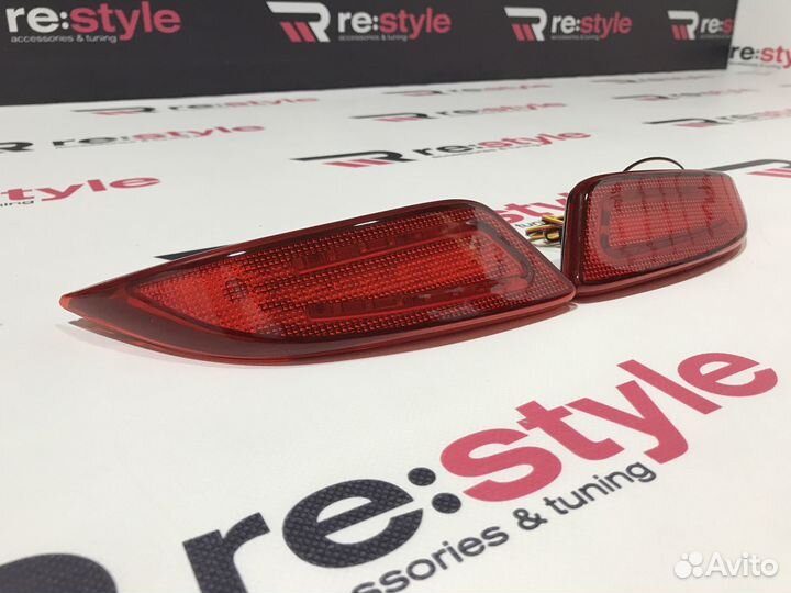 Катафоты в задний бампер Toyota Camry 55 14-17 Кра