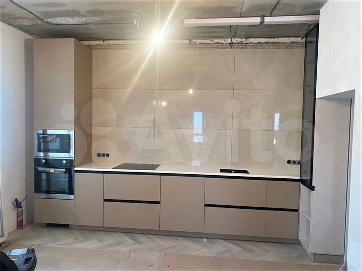 4-к. квартира, 91 м², 11/17 эт.