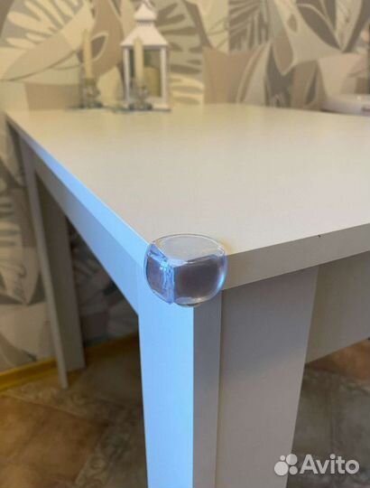 Уголок защитный силиконовый