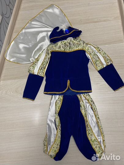 Новогодний костюм принца