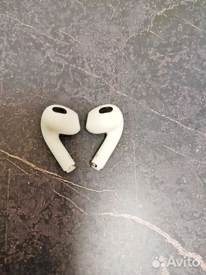 Наушники AirPods Pro 3