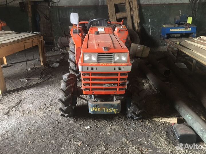 Мини-трактор Kubota L1-205, 1997