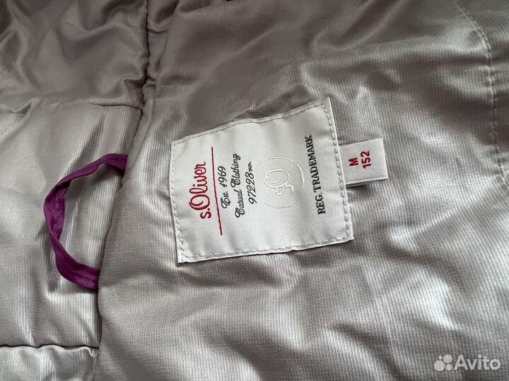 Продам весенние куртки на девочку