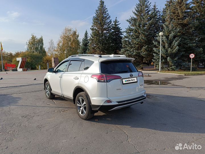 Toyota RAV4 2.0 CVT, 2015, 146 200 км