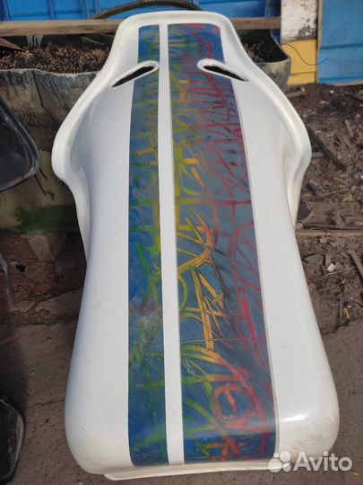 Спортивное сидение ковш Recaro