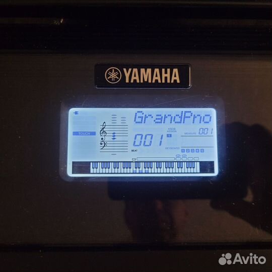 Синтезатор Yamaha PSR-E463