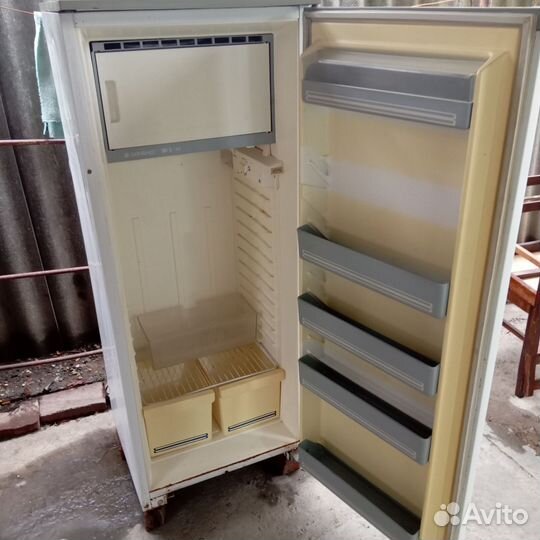 Холодильник Донбасс