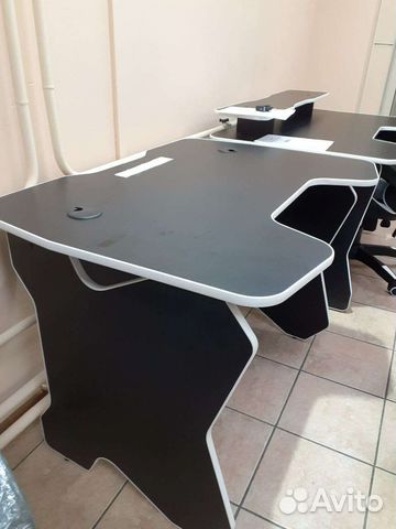 Геймерский игровой стол