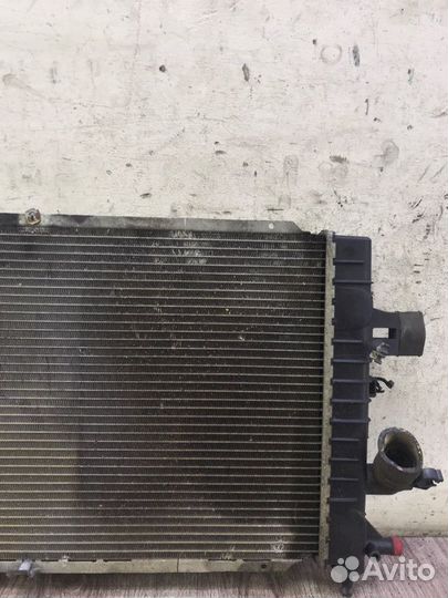 Радиатор двс Opel Astra H Z19DTH