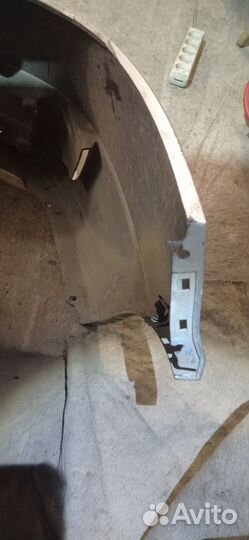 Бампер передний