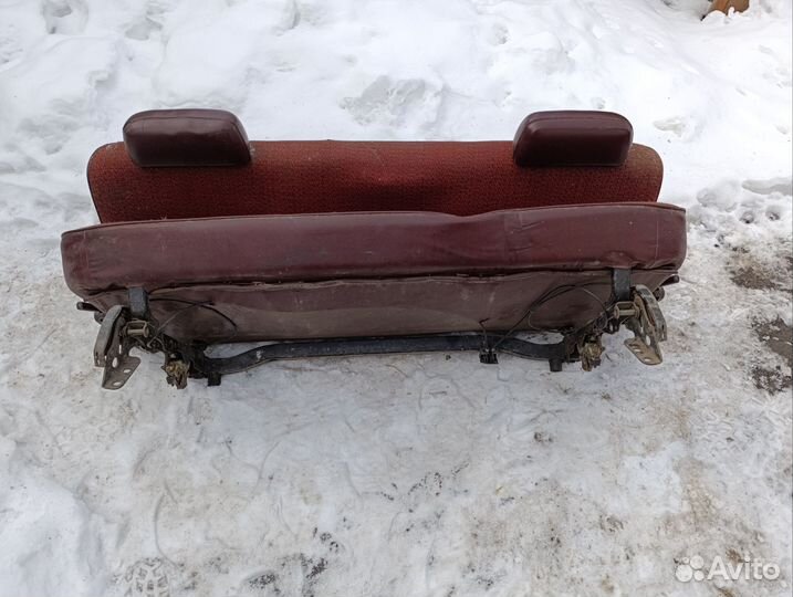 Сиденья в микроавтобус