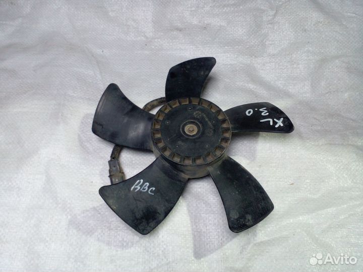 Вентилятор двигателя Mitsubishi Outlander XL