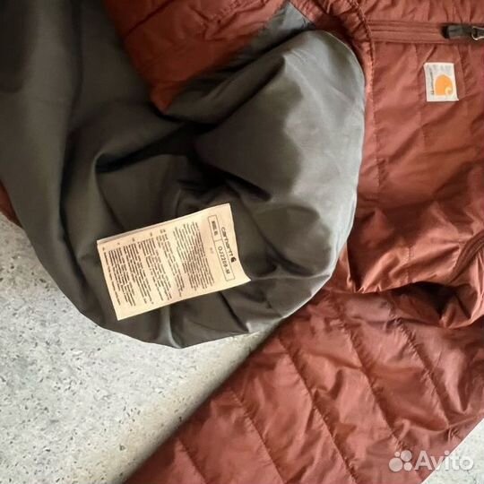 Микропуховик Carhartt