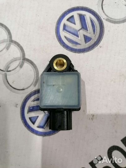 Датчик удара Hyundai Sonata YF