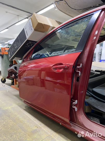 Дверь левая передняя mazda 3 bl