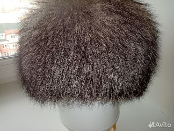 Шапка женская из песца. Размер 57-60