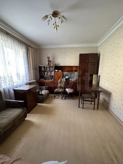 3-к. квартира, 63 м², 1/2 эт.