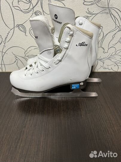 Коньки детские