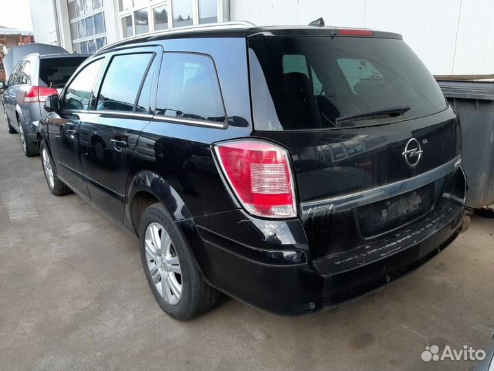 Авторазбор Opel Astra H 2010