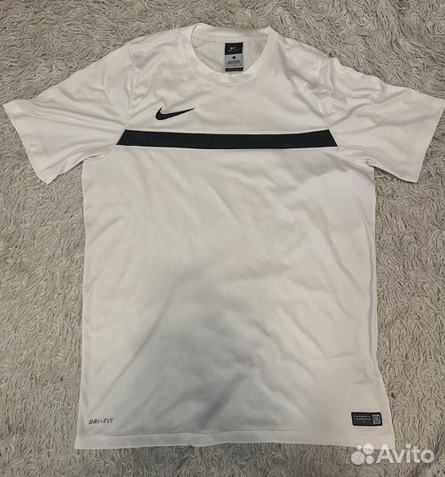 Футболка Nike