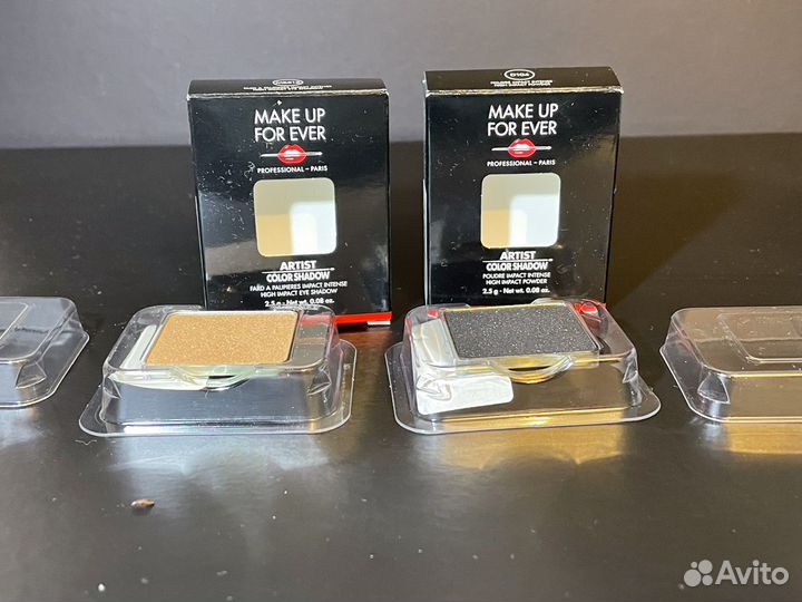 Make UP FOR ever artist color shadow