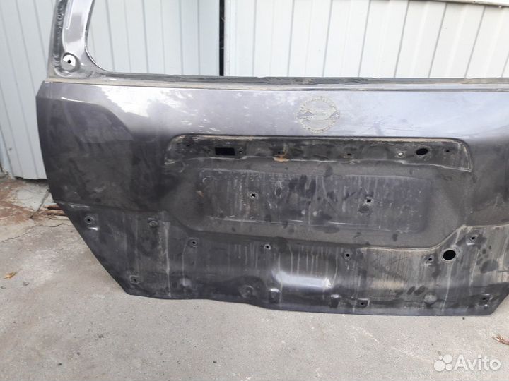 Крышка багажника Ниссан Nissan X-trail T31