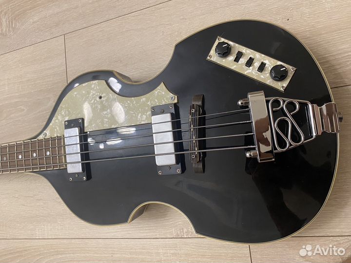 Бас гитара Violin Beatle Bass Jay Turser JTB-2B