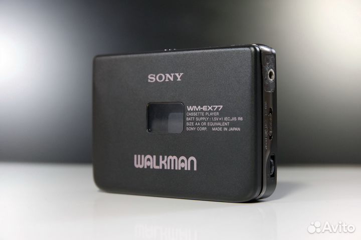Кассетный плеер Sony WM-EX77
