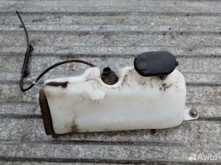 Бачок омывателя Renault Symbol 98-08