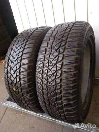 Goodyear UltraGrip Performance 2 225/50 R17 98V