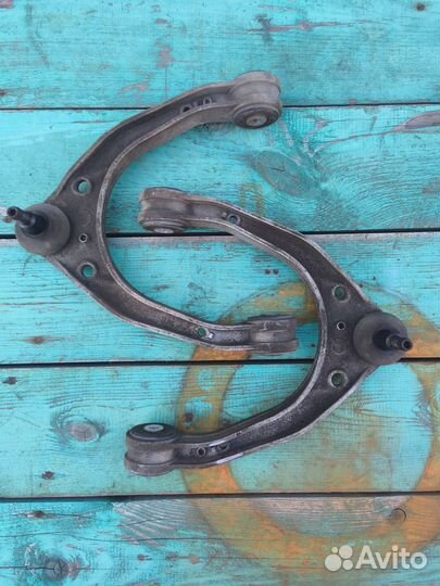 Ручаги передние верхние touareg 3.0 TDI