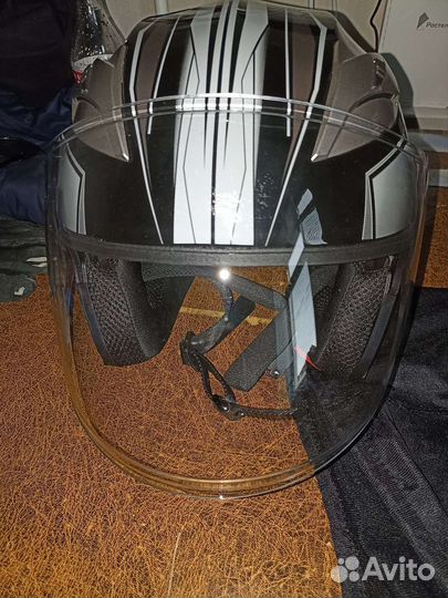 Продам шлем женский