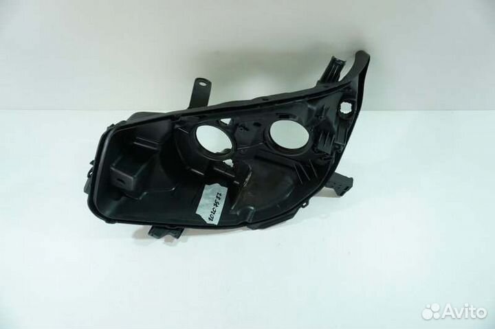 Корпус фары левый Toyota Land Cruiser Prado 150