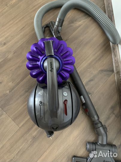 Пылесос Dyson dc41c