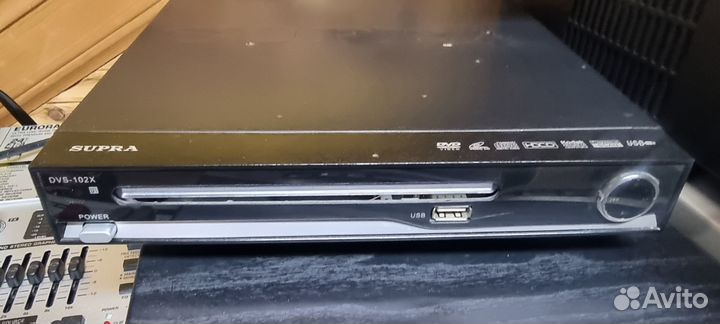 DVD плейер Supra DVB-102X