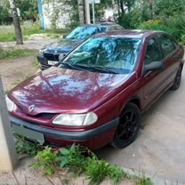 Renault Laguna 2.0 AT, 1994, 200 000 км, с пробегом, цена 85 000 руб.