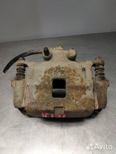 Суппорт передний левый Mitsubishi L200 KB4T 4D56