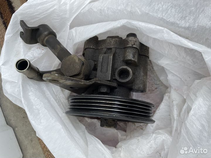 Насос Гур гидроусилителя руля под ремонт