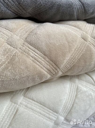 Покрывало стеганное велюр новое